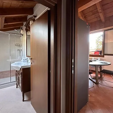 Casa Nel Borgo Di Apartment Argegno
